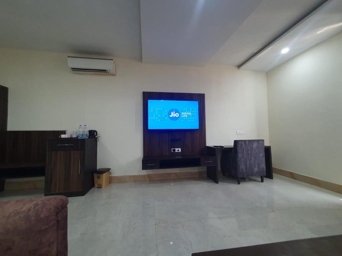 Kathua Akash Hotel Managed By Jk Hotels & Resorts מראה חיצוני תמונה