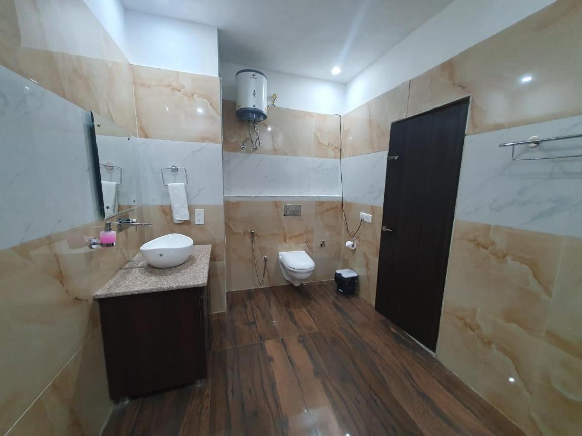 Kathua Akash Hotel Managed By Jk Hotels & Resorts מראה חיצוני תמונה