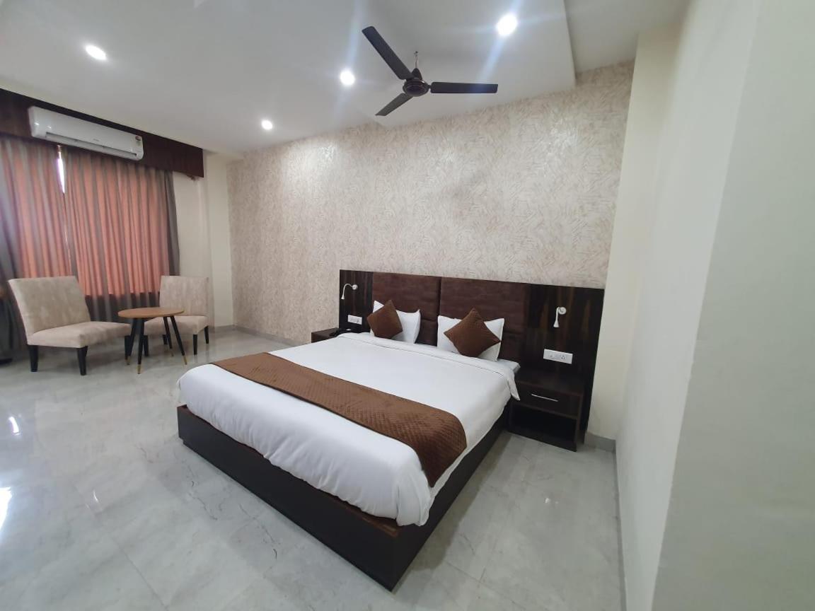 Kathua Akash Hotel Managed By Jk Hotels & Resorts מראה חיצוני תמונה
