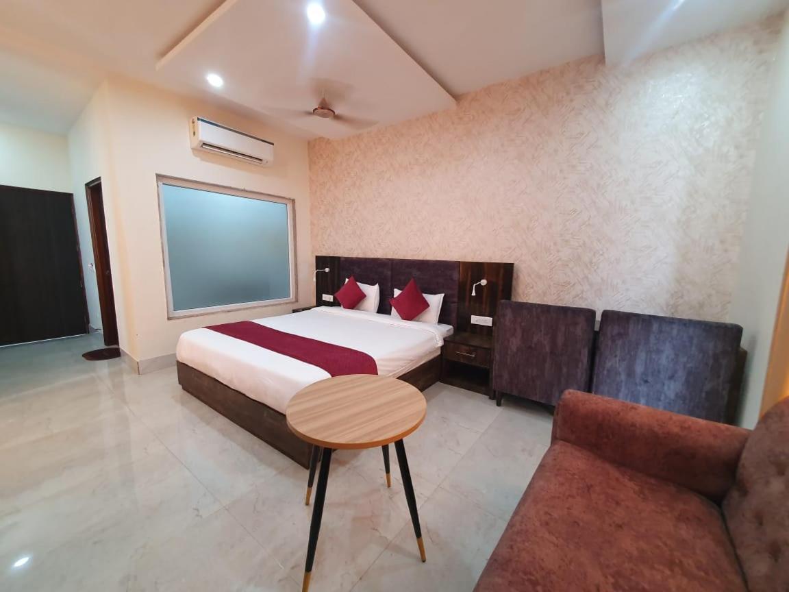 Kathua Akash Hotel Managed By Jk Hotels & Resorts מראה חיצוני תמונה